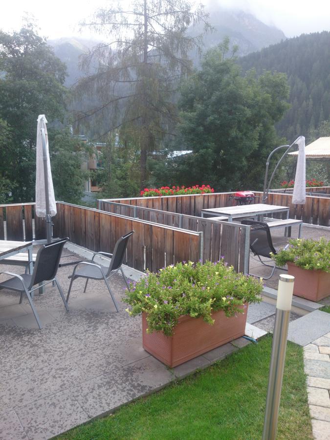 Feriendorf Uorsin Scuol Exterior foto